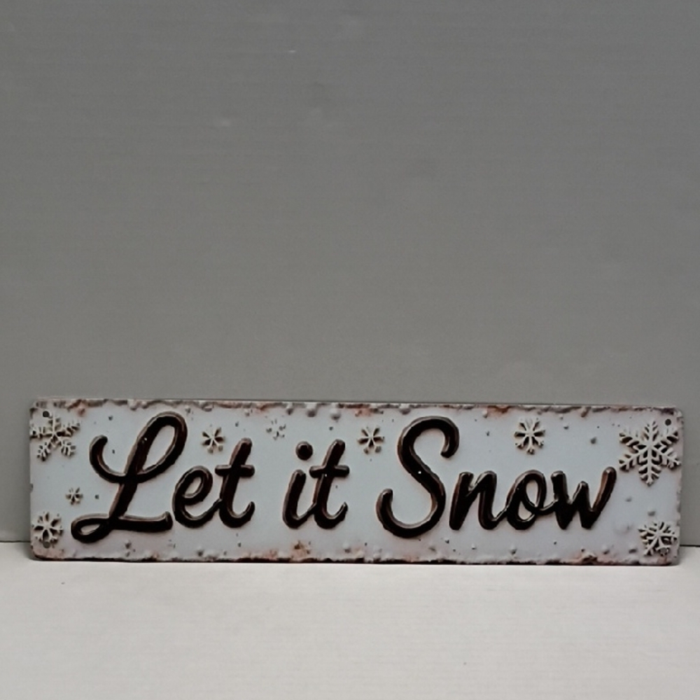Let it Snow Metal Holiday Wall‎ / Wreath Sign - White and Brown